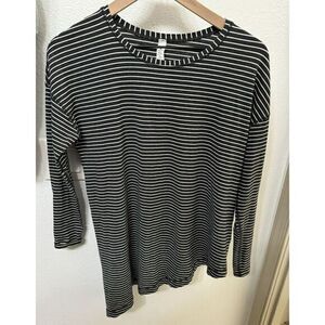 Lululemon To the‎ Point Long Sleeve Top Womens Sz 4 Heathered Black White Stripe